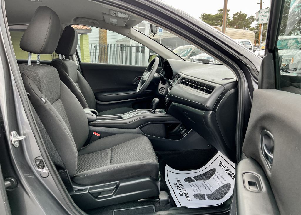 2017 Honda HR-V Image 10