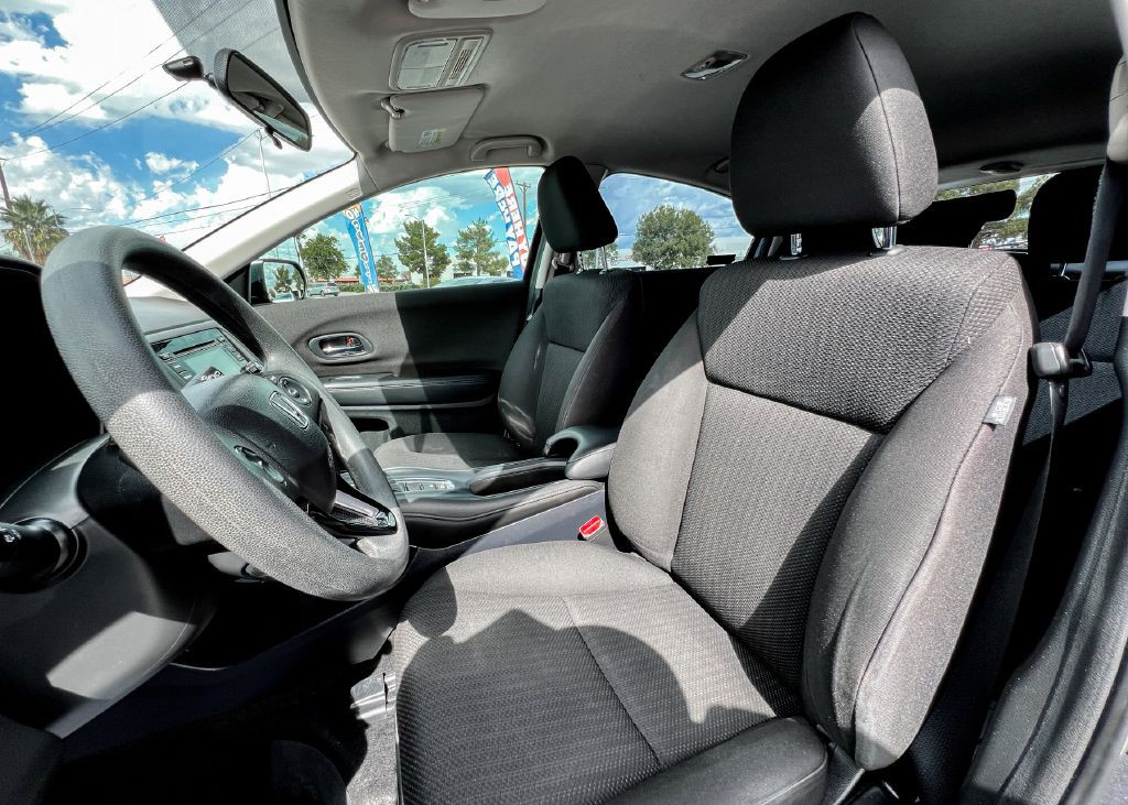 2017 Honda HR-V Image 15