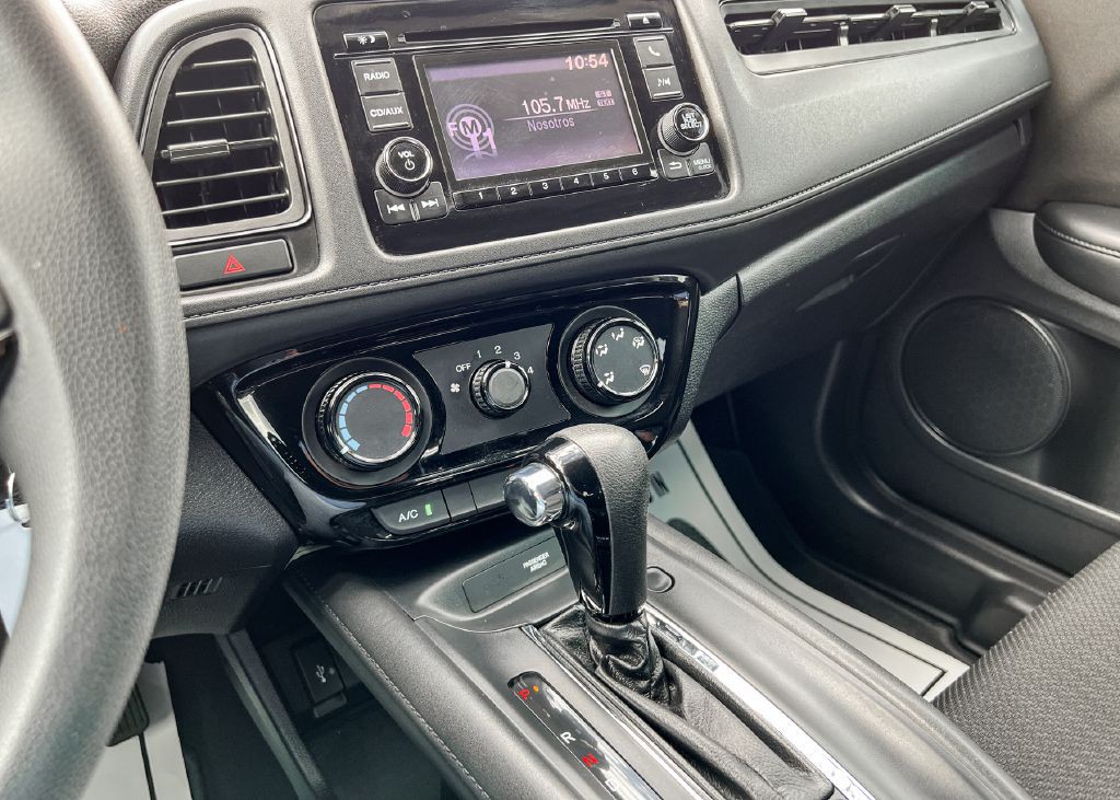 2017 Honda HR-V Image 16