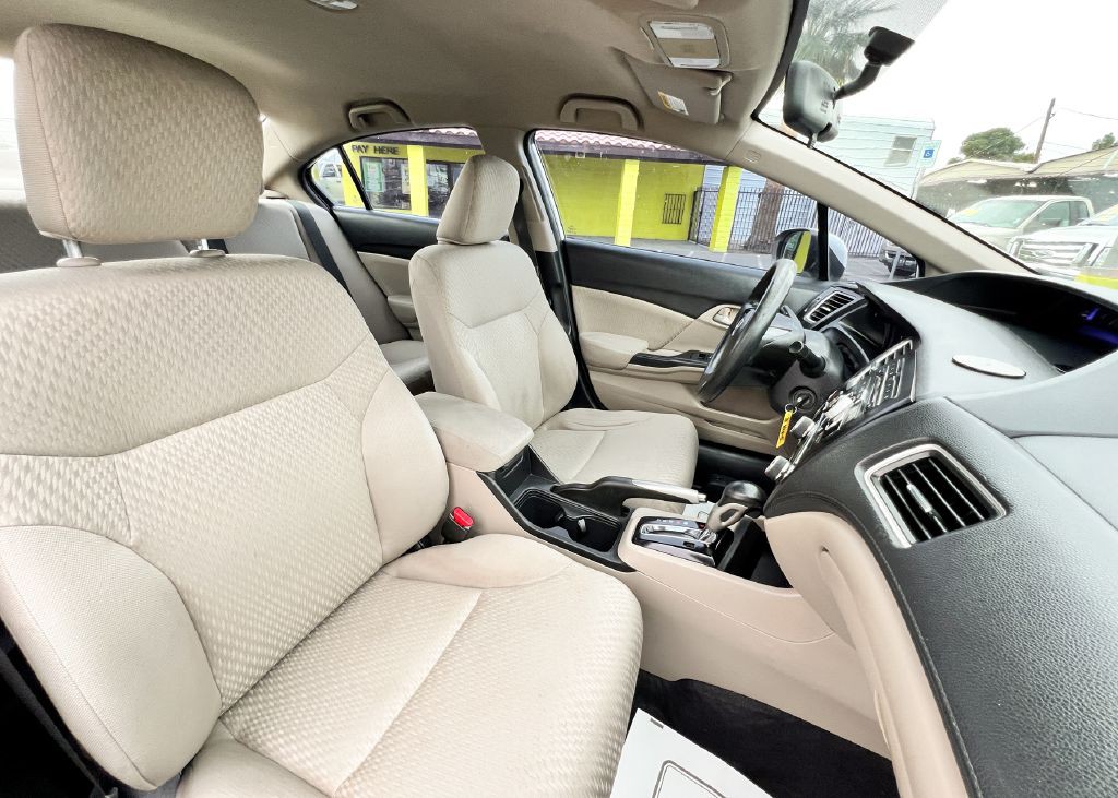 2014 Honda Civic Image 11