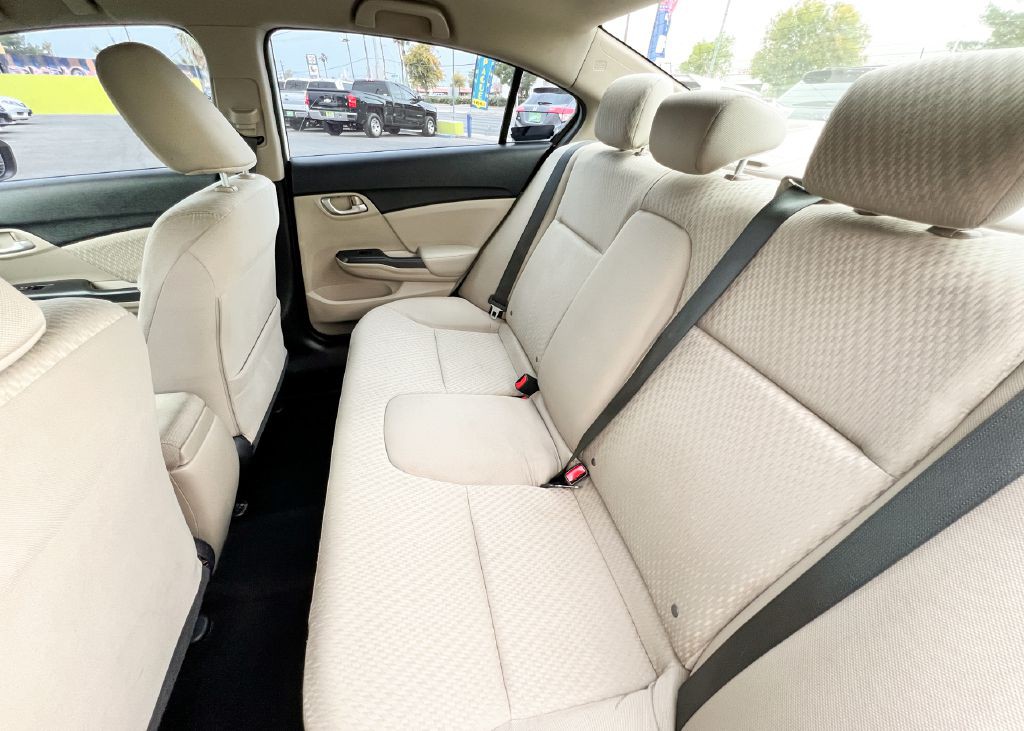 2014 Honda Civic Image 16