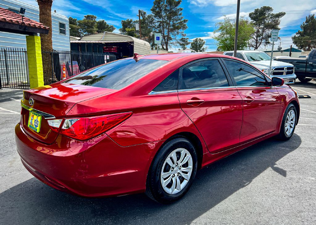 2012 Hyundai Sonata Image 4