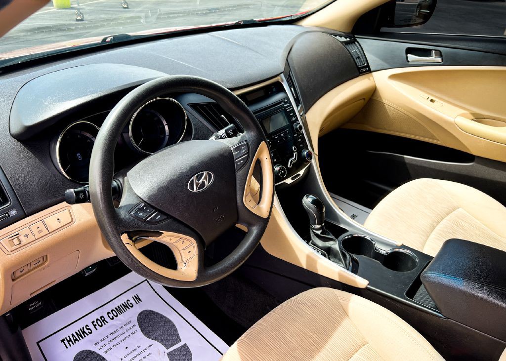 2012 Hyundai Sonata Image 13