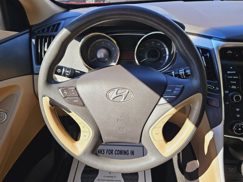 2012 Hyundai Sonata Image 17