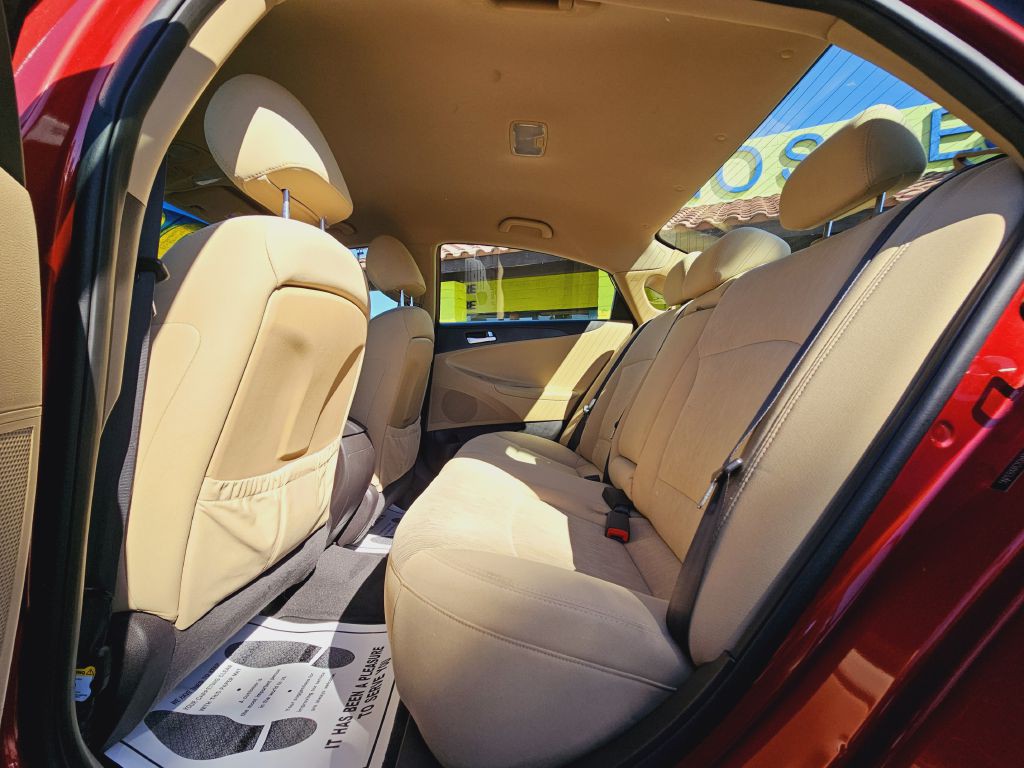 2012 Hyundai Sonata Image 19