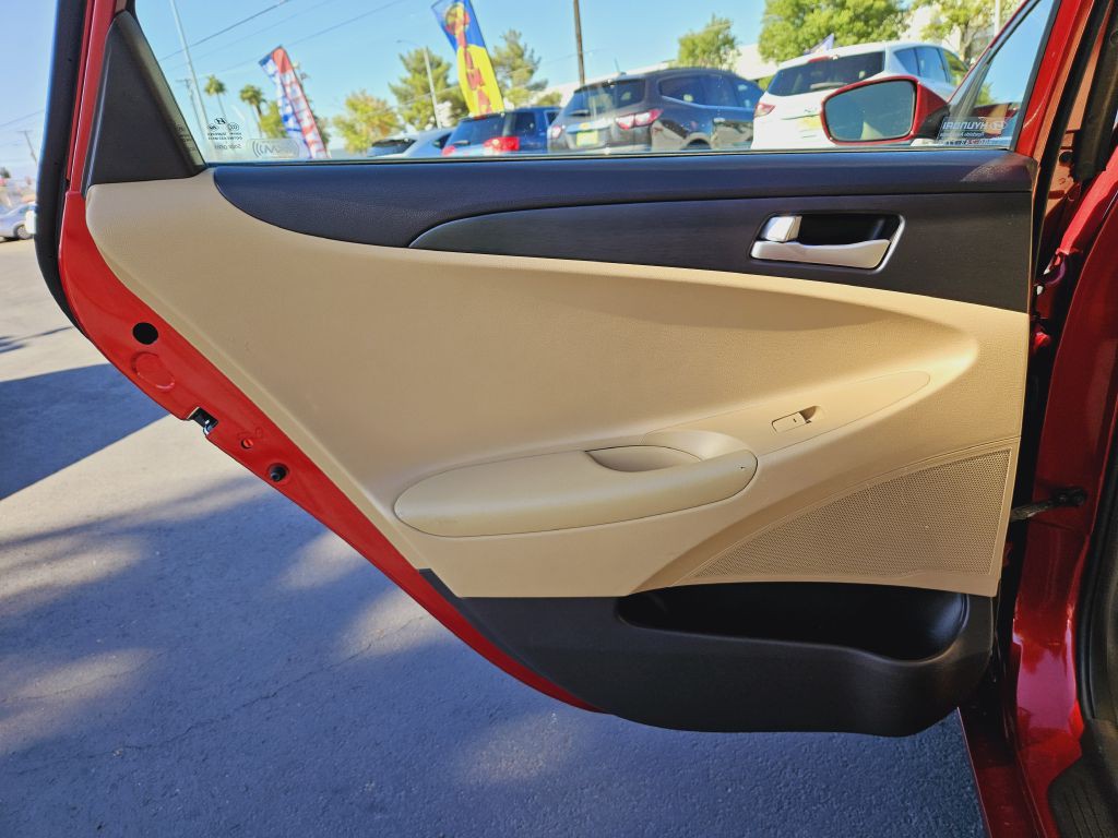 2012 Hyundai Sonata Image 20