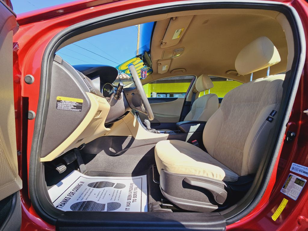 2012 Hyundai Sonata Image 32