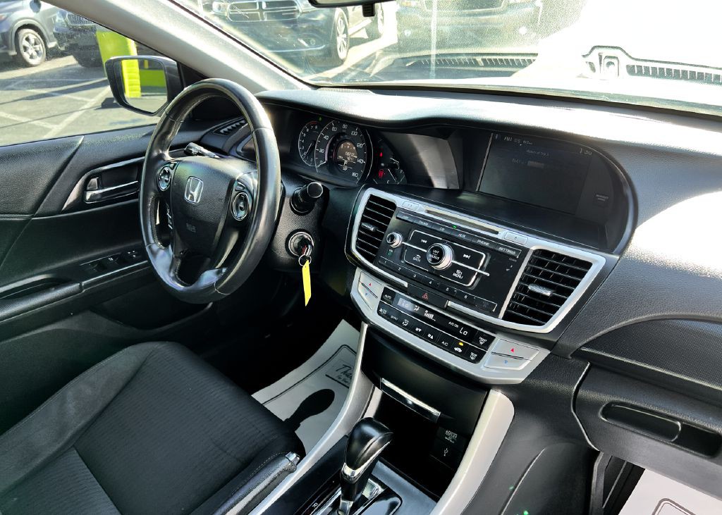 2014 Honda Accord Image 12