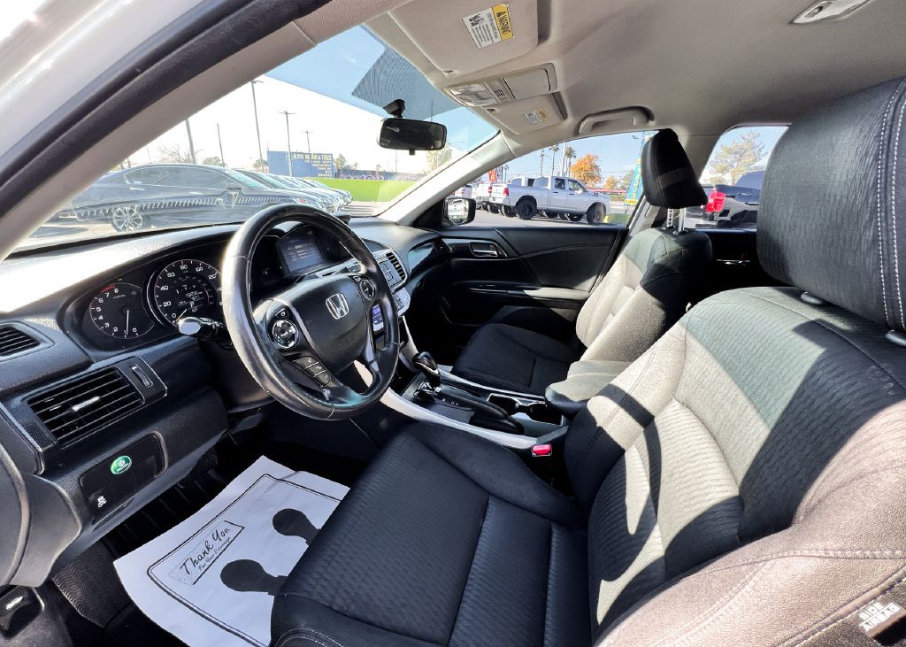 2014 Honda Accord Image 16