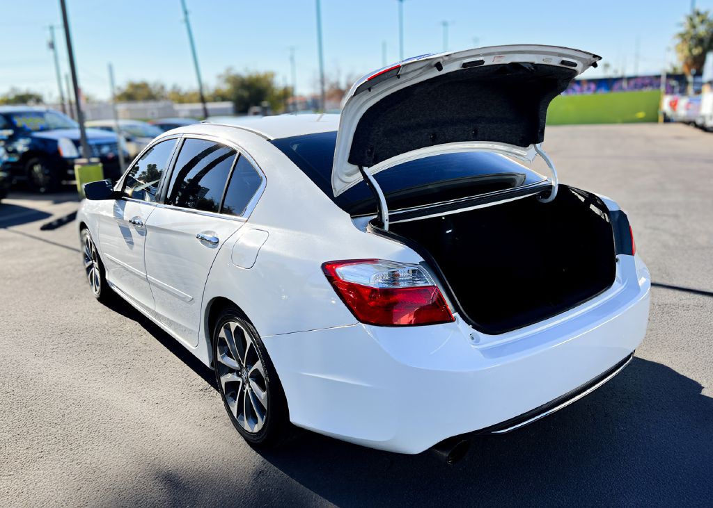 2014 Honda Accord Image 24