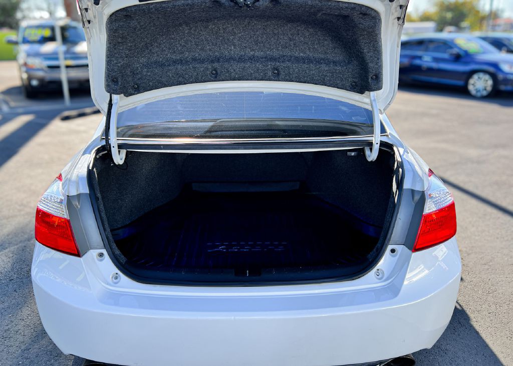 2014 Honda Accord Image 25