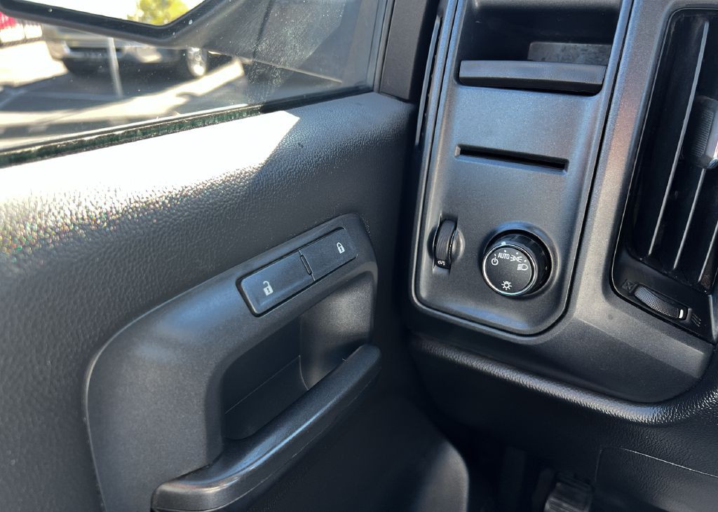 2015 Chevrolet Silverado 1500 Image 16