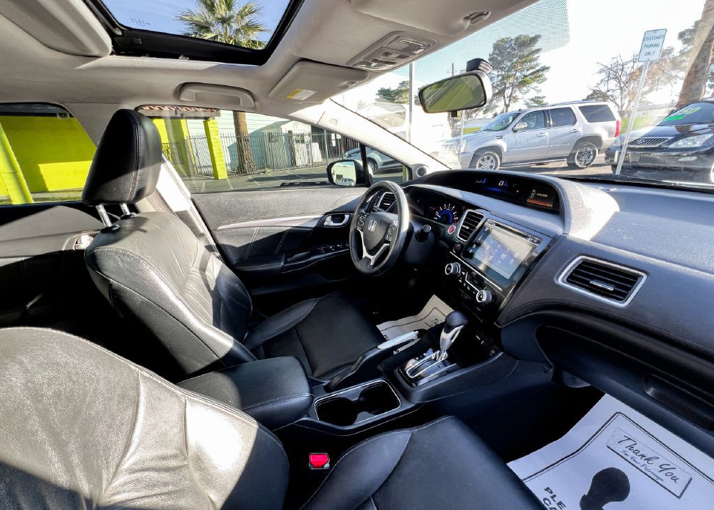 2015 Honda Civic Image 8