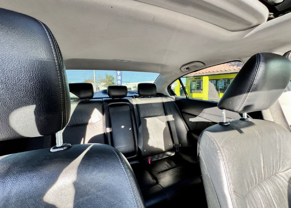 2015 Honda Civic Image 13