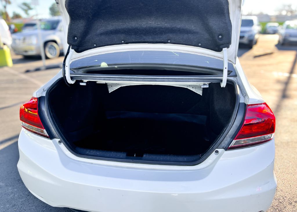 2015 Honda Civic Image 30