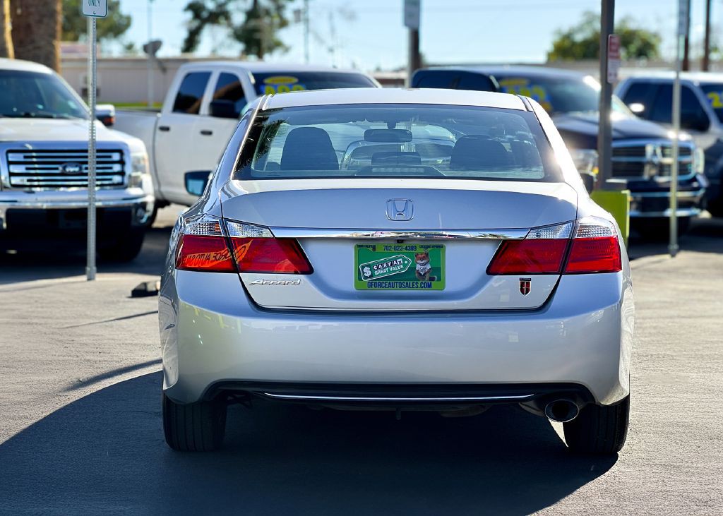 2015 Honda Accord Image 8