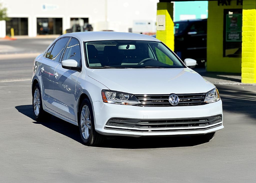 2017 Volkswagen Jetta Image 3