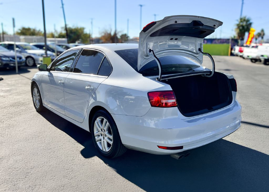 2017 Volkswagen Jetta Image 23