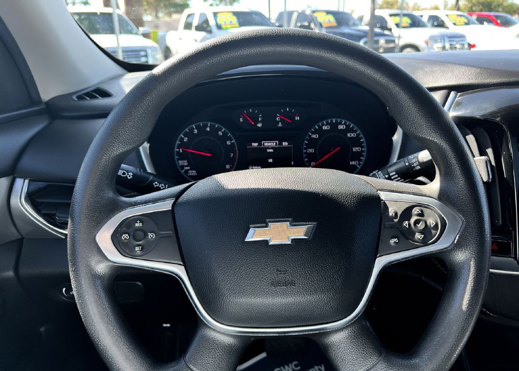 2021 Chevrolet Traverse Image 16