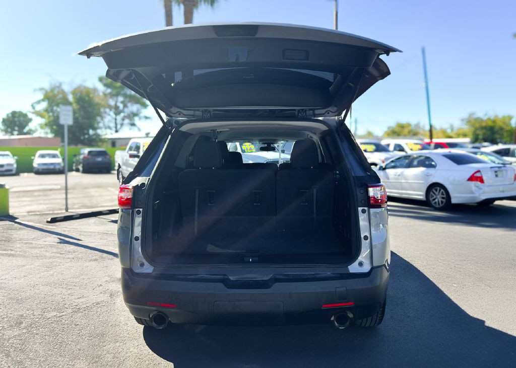 2021 Chevrolet Traverse Image 25