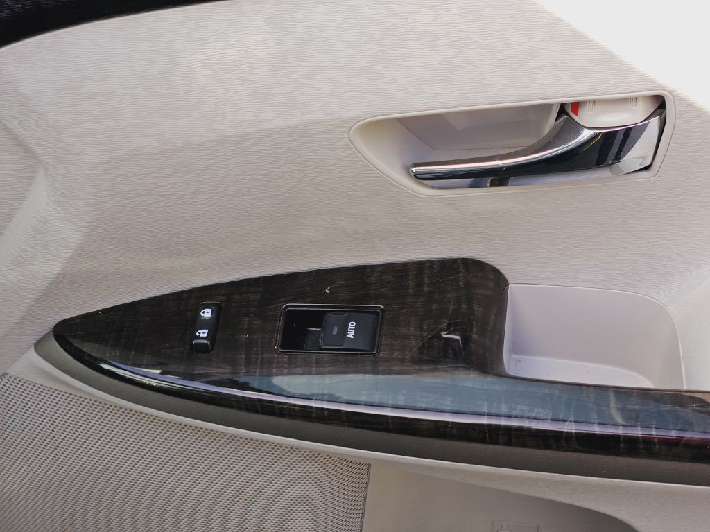 2013 Toyota Venza Image 23