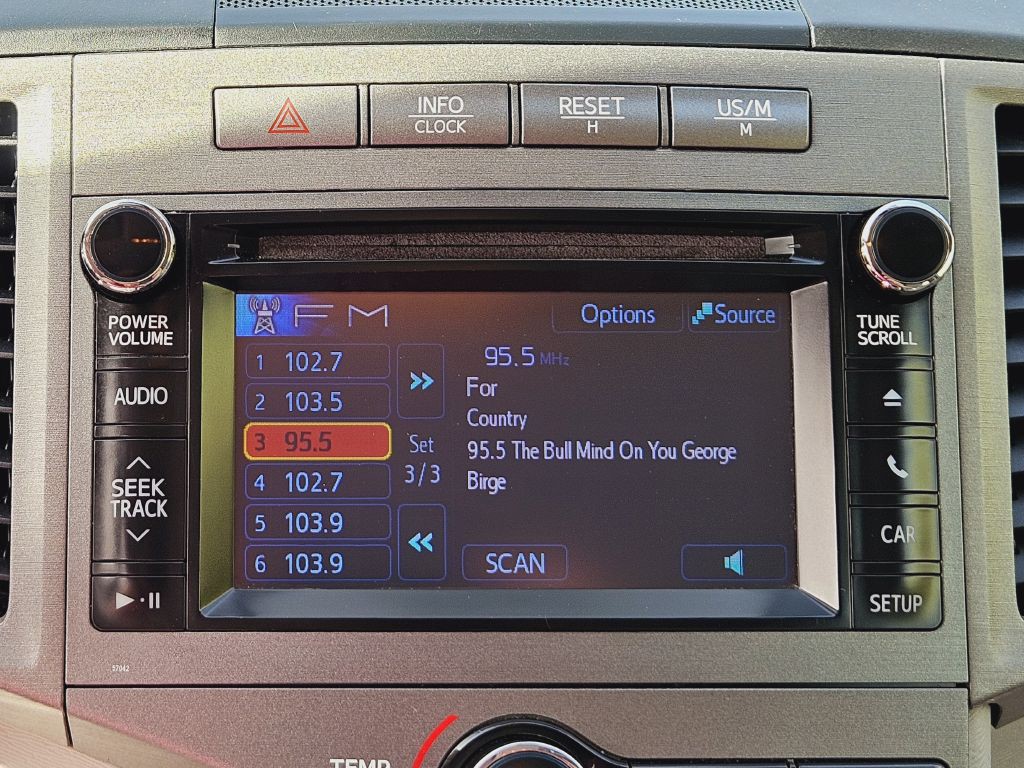 2013 Toyota Venza Image 32