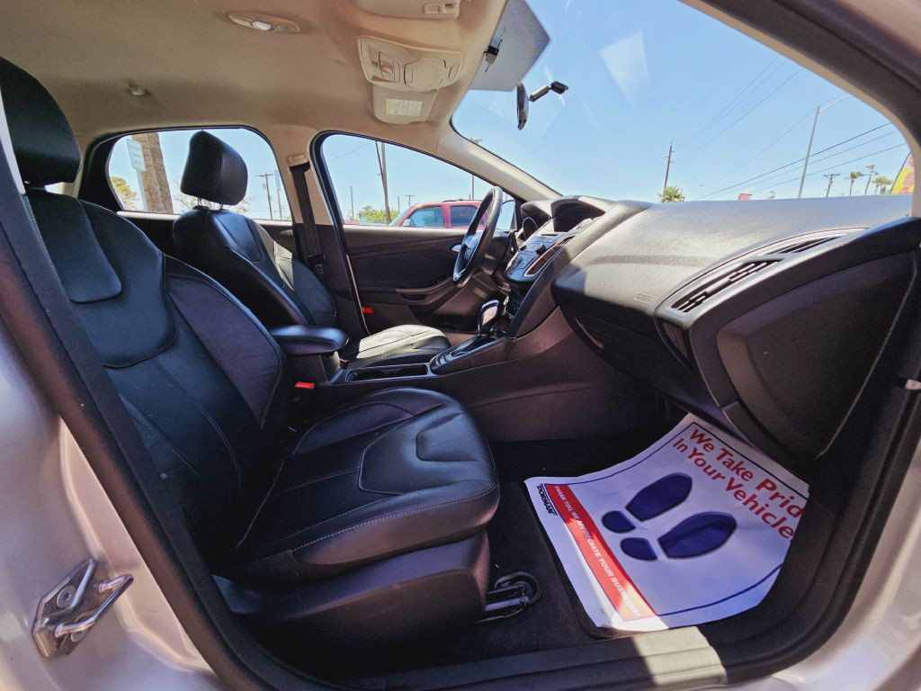2015 Ford Focus Image 20