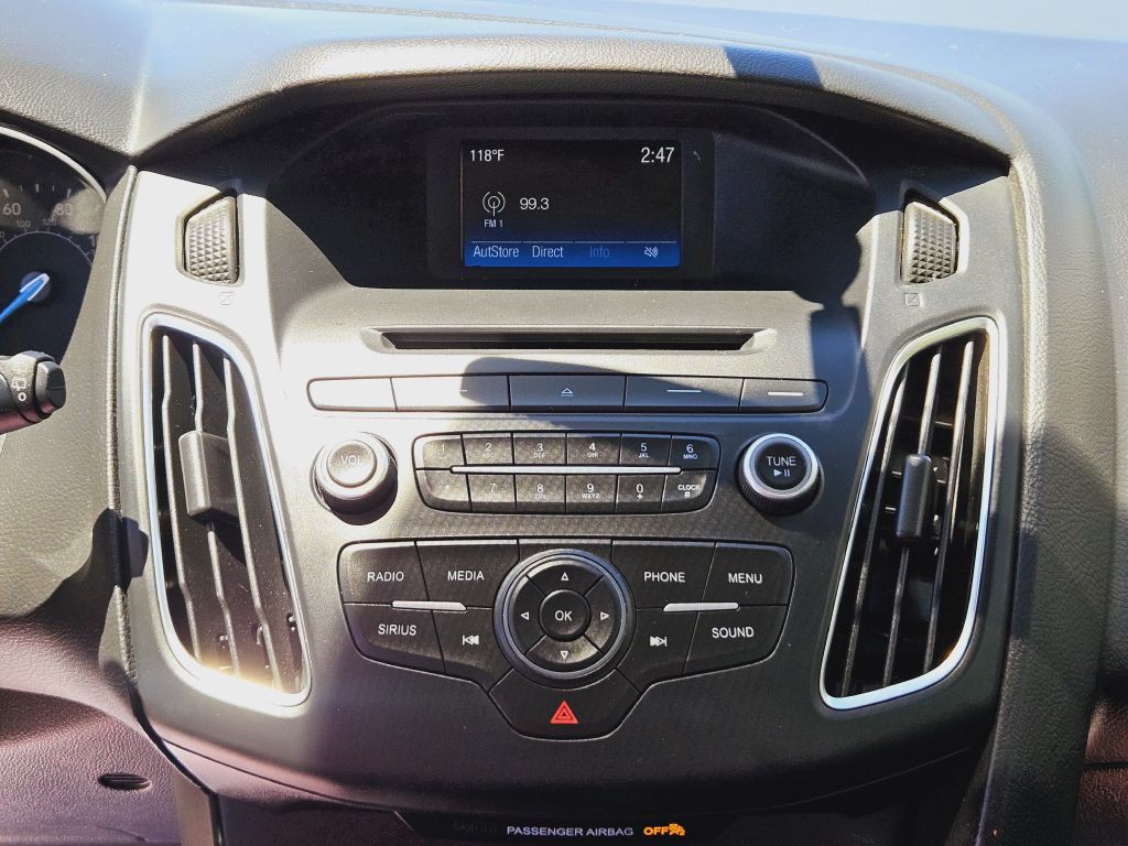 2015 Ford Focus Image 33