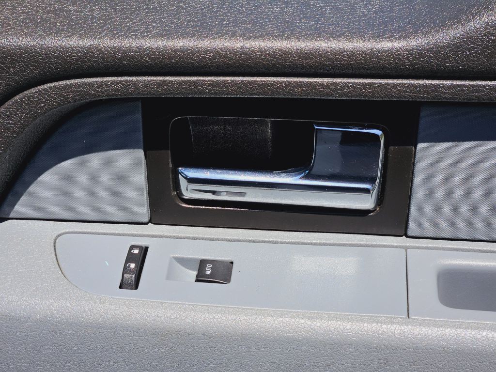 2014 Ford F-150 Image 30