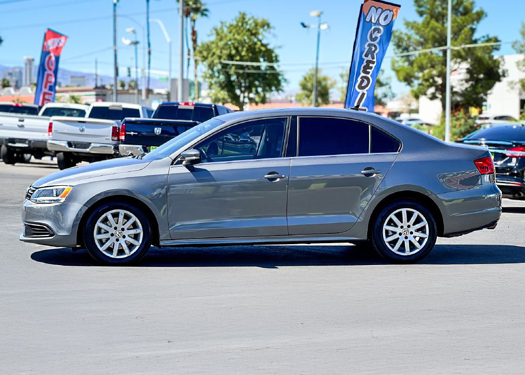 2013 Volkswagen Jetta Image 5