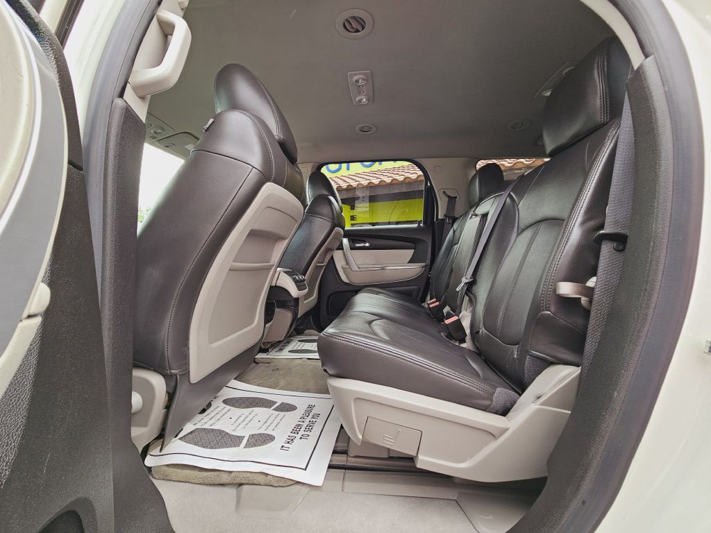 2012 GMC Acadia Image 18
