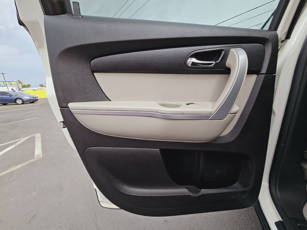 2012 GMC Acadia Image 19