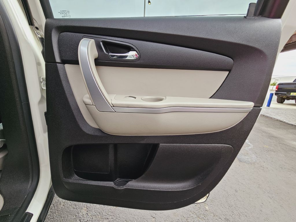 2012 GMC Acadia Image 21