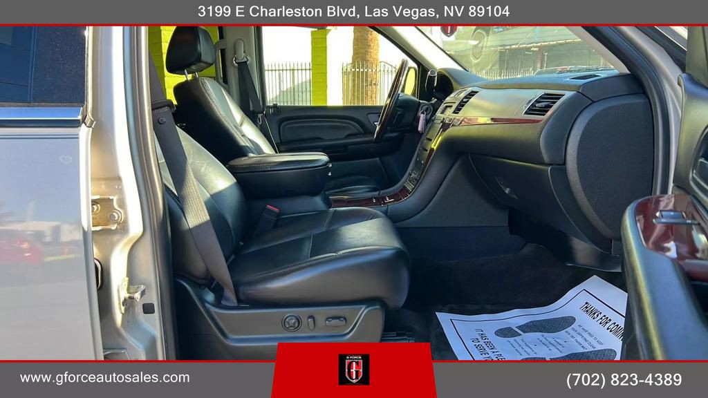 2008 Cadillac Escalade Image 46