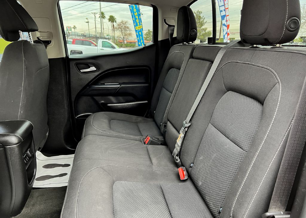 2017 Chevrolet Colorado Image 19