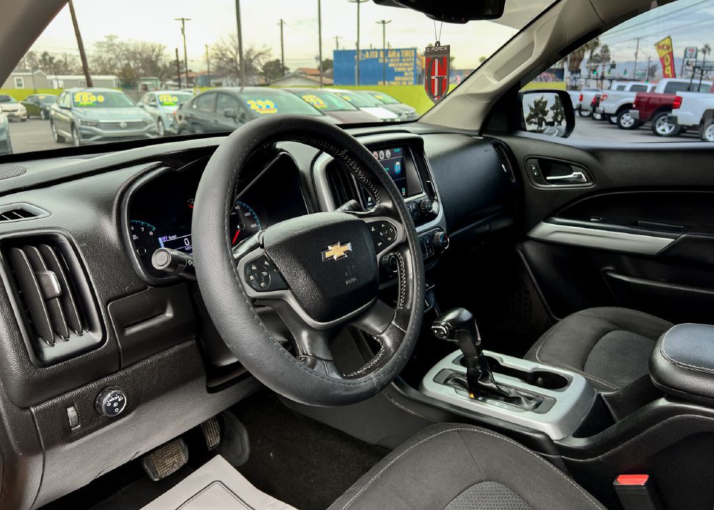 2017 Chevrolet Colorado Image 21