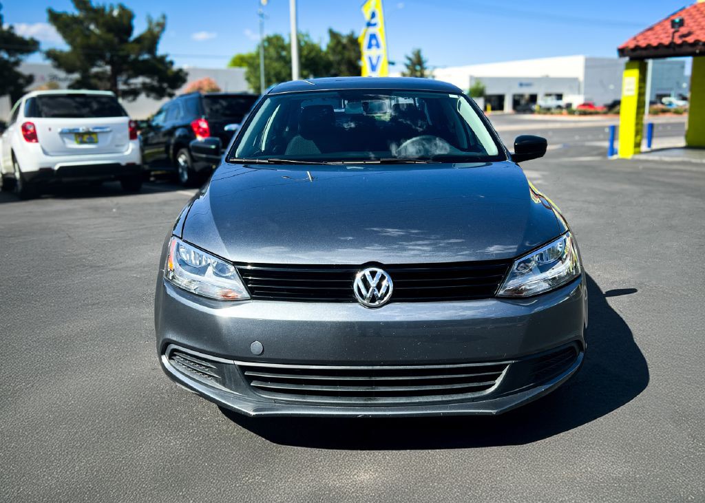 2014 Volkswagen Jetta Image 2