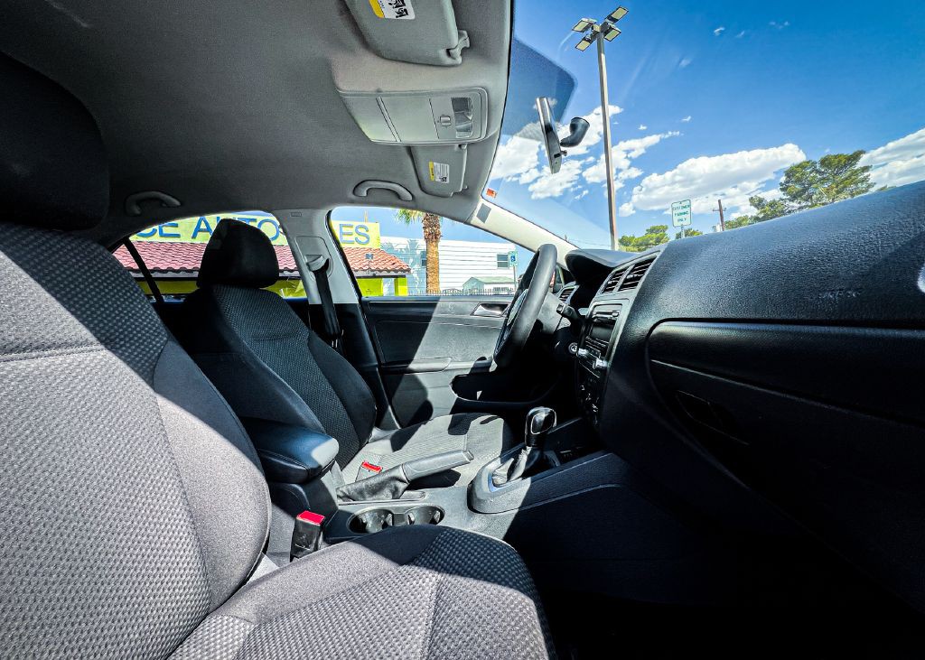 2014 Volkswagen Jetta Image 10