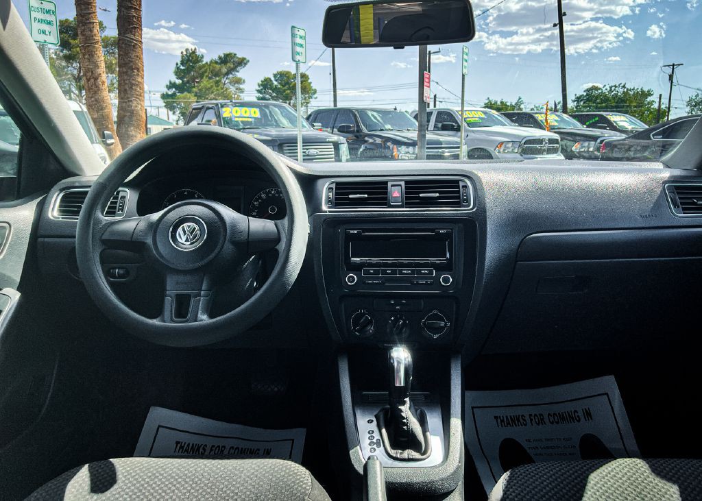 2014 Volkswagen Jetta Image 15