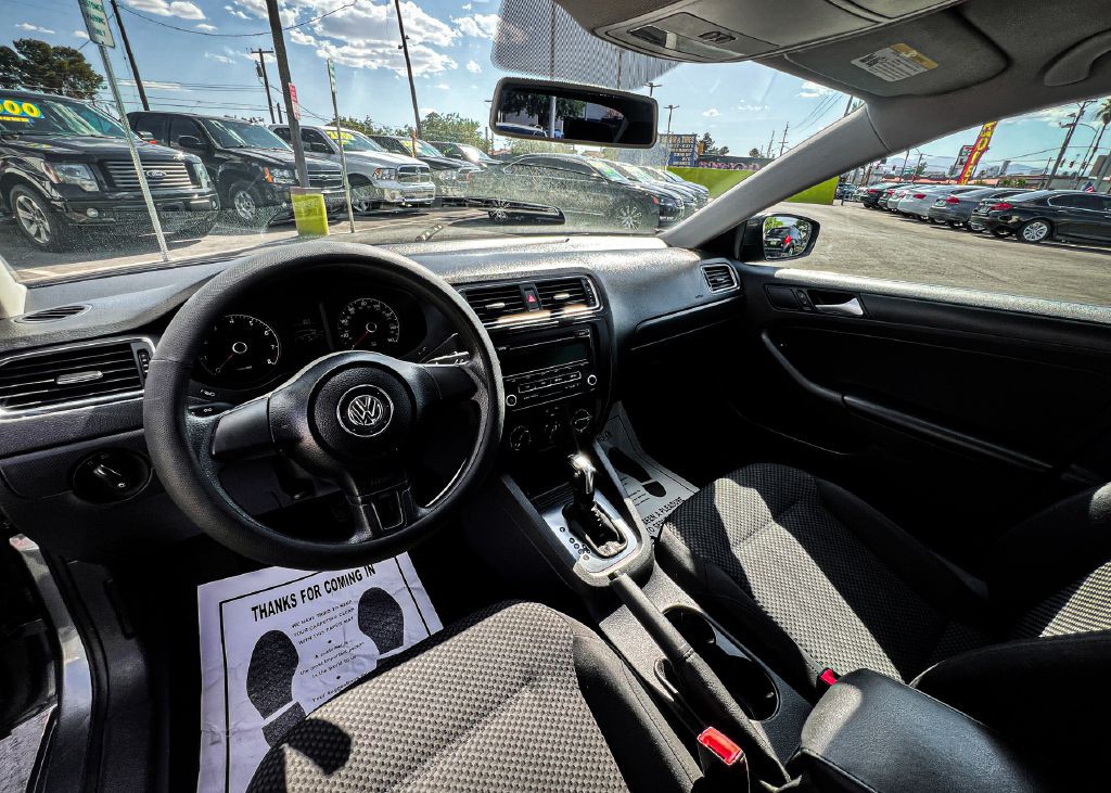 2014 Volkswagen Jetta Image 17
