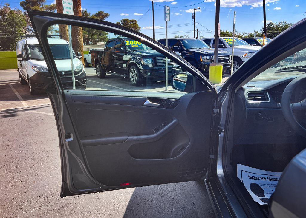 2014 Volkswagen Jetta Image 18