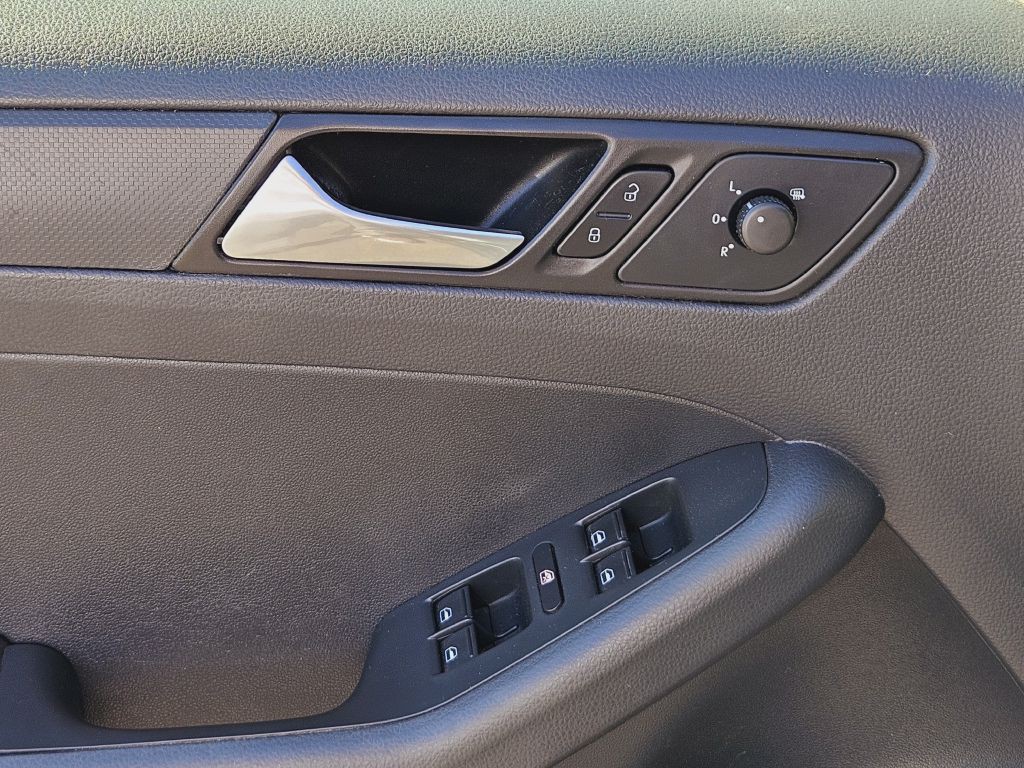 2014 Volkswagen Jetta Image 41