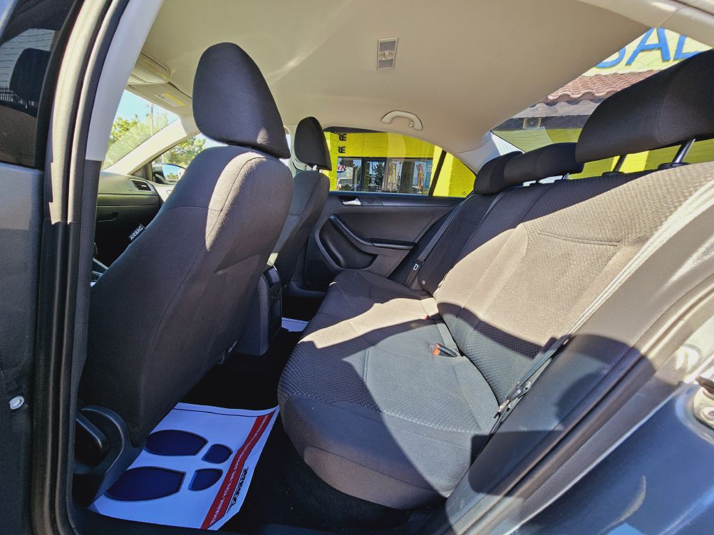 2014 Volkswagen Jetta Image 42