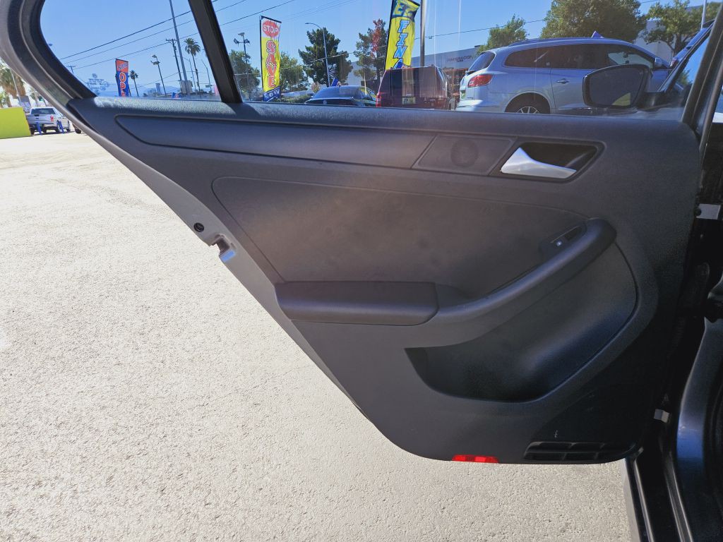 2014 Volkswagen Jetta Image 43