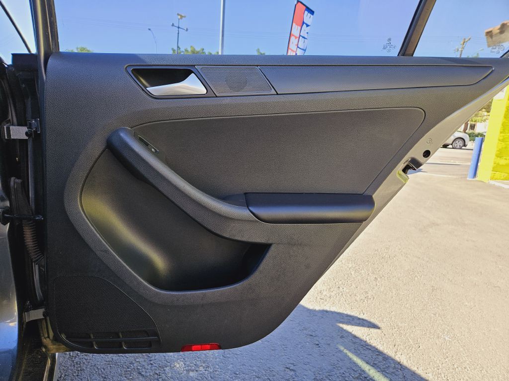 2014 Volkswagen Jetta Image 45