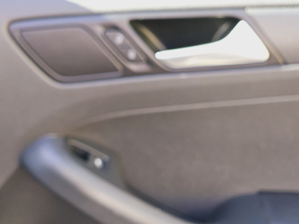 2014 Volkswagen Jetta Image 48