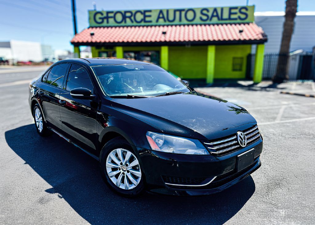 2014 Volkswagen Passat Image 1