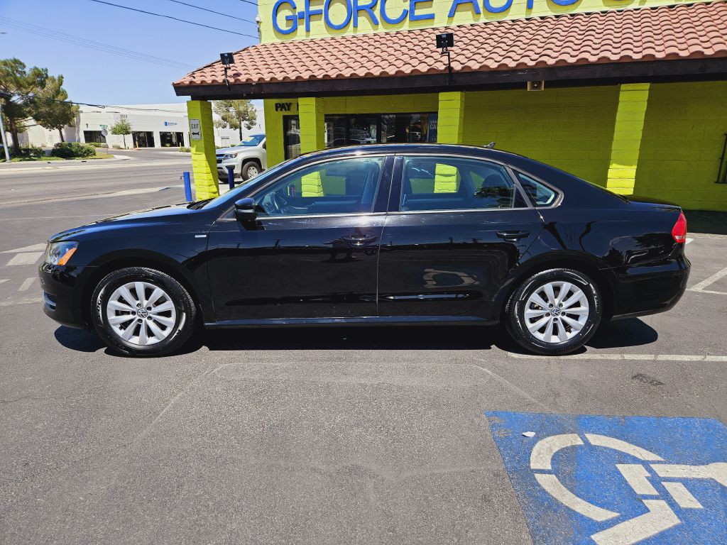 2014 Volkswagen Passat Image 28