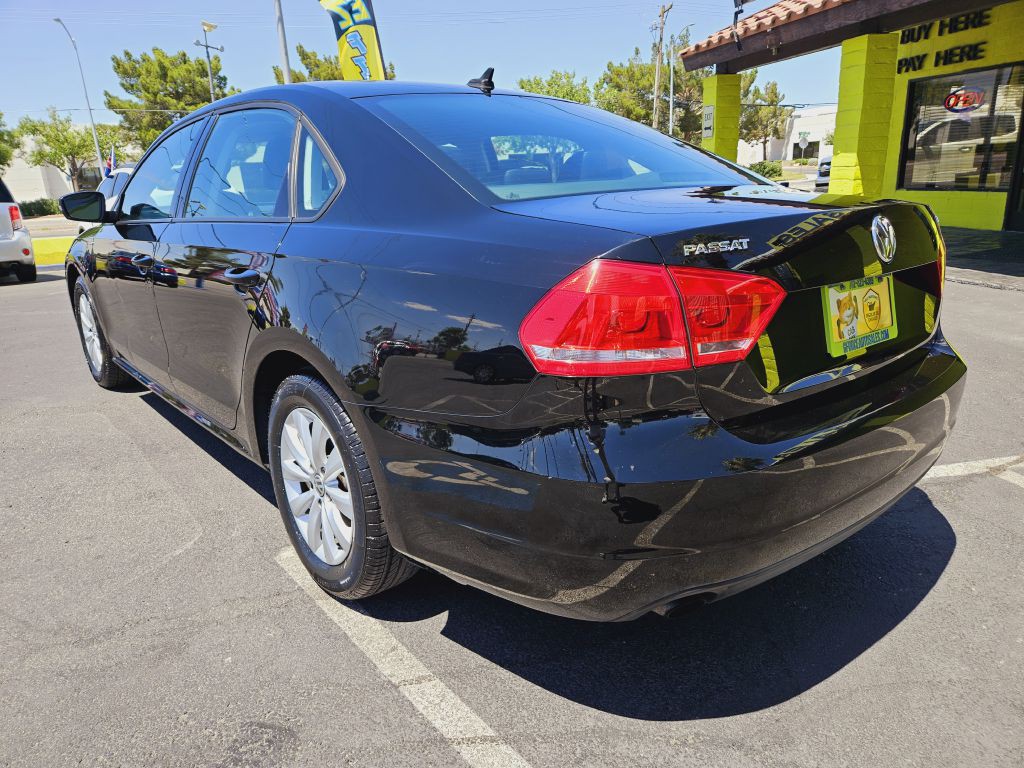 2014 Volkswagen Passat Image 29