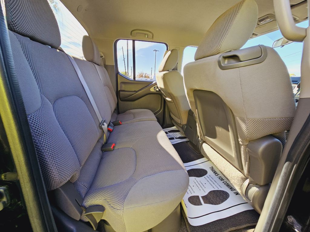 2010 Nissan Frontier Image 19